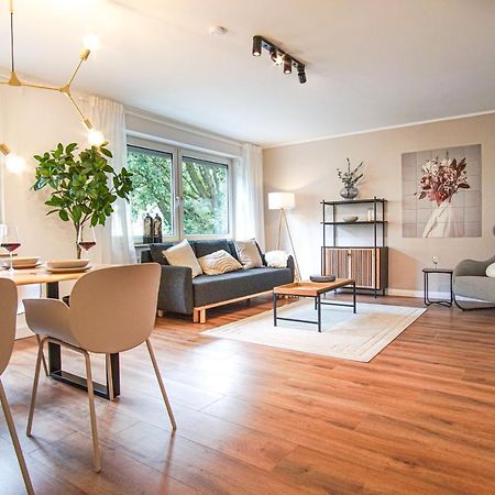 Homefy Bright And Cozy Holiday Apartment - Washer & Dryer - Free Parking Essen Kültér fotó